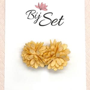 knipje gele bloemen van leer