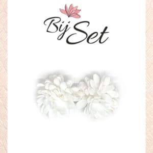 haarknipje bruiloft wit meisje