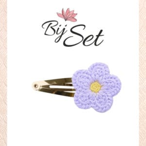 Gehaakte bloem paars