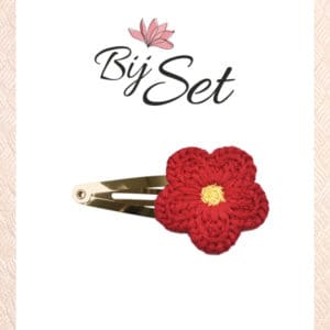 Gehaakte bloem rood