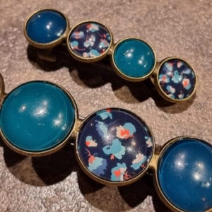 Blauw dames haarknip voor kerst