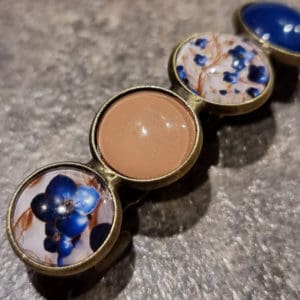 blauw haarknipje voor dun haar