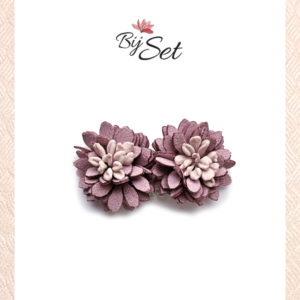 haarknipje voor fijne haartjes met lila bloemen van leer